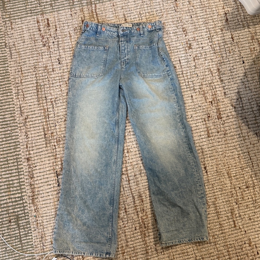 Women’s Free People We The Free Palmer Cuffed Jeans size 28. Only worn once